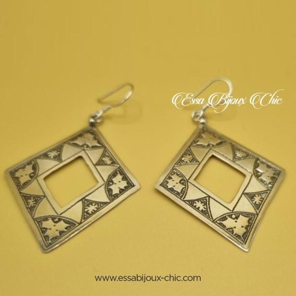 Boucles d’oreille en argent, gravures motifs maghrébins.