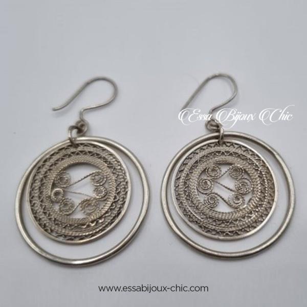 Boucles d’oreille en argent, motifs maghrébins.