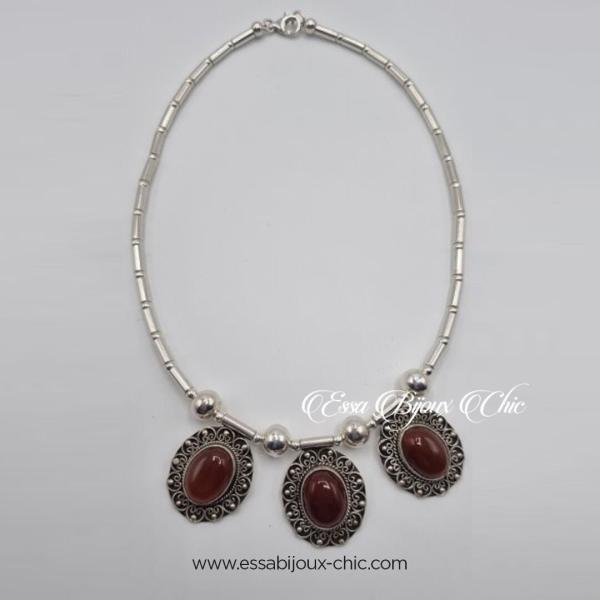 Collier en argent à trois pierres Coralines
